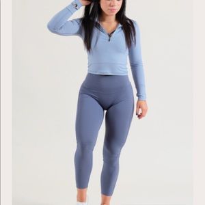 *SOLD* NWOT PARAGON Mojave Leggings in Moonlight Blue!